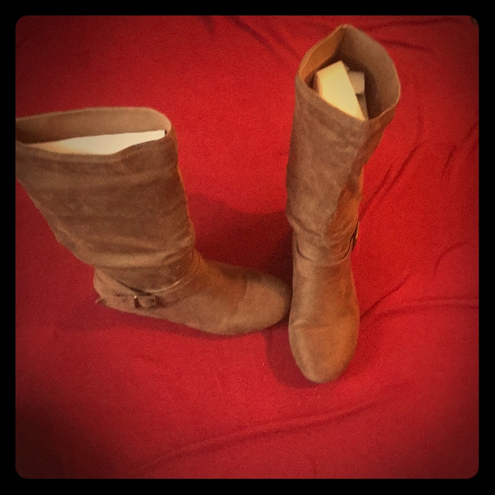 Cool fall/winter boots ‼️Comfortable.